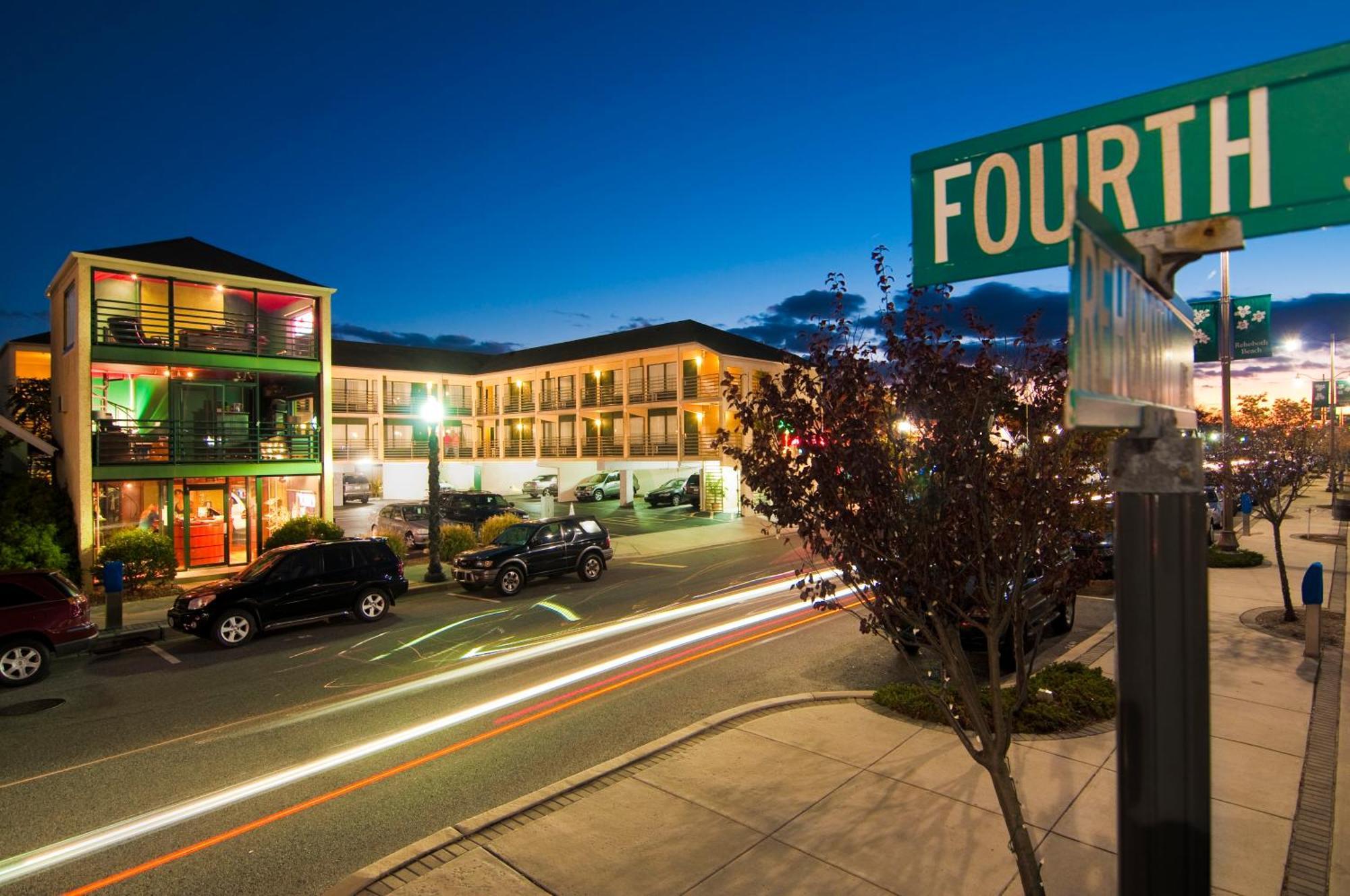 Crosswinds Motel リホーボス・ビーチ エクステリア 写真